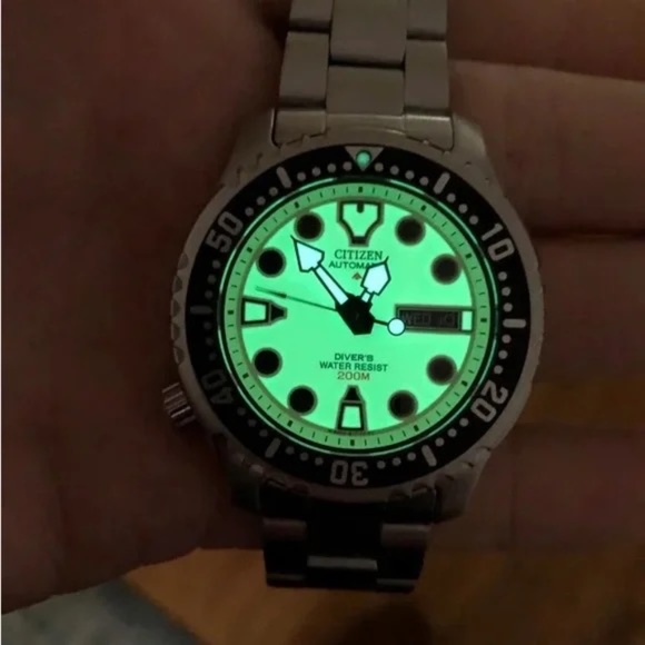 Citizen Promaster Green Lume (NY0040-50W) - Picture 4 of 9